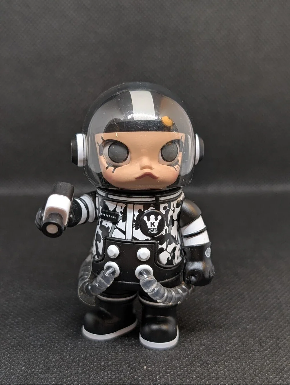 Pop Mart Mega Space Molly 100% Meilin Panda